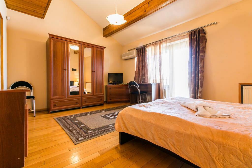 Hotel Royal Тбилиси Екстериор снимка
