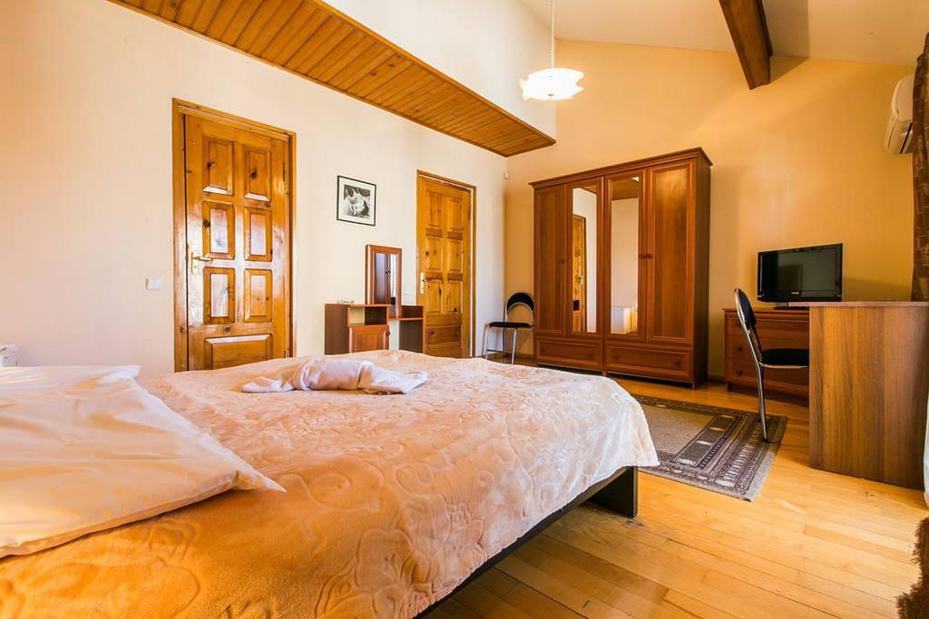Hotel Royal Тбилиси Екстериор снимка