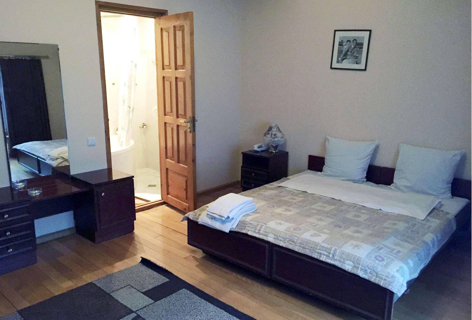 Hotel Royal Тбилиси Екстериор снимка